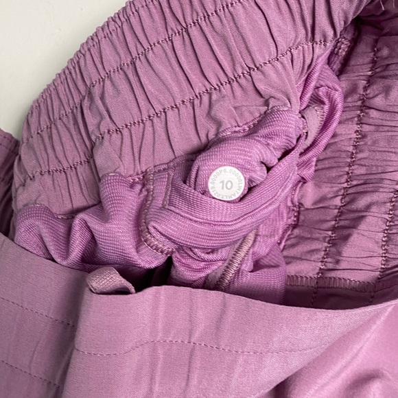 lululemon athletica light purple 4 inch Athletic Shorts size 10 - Picture 4 of 4